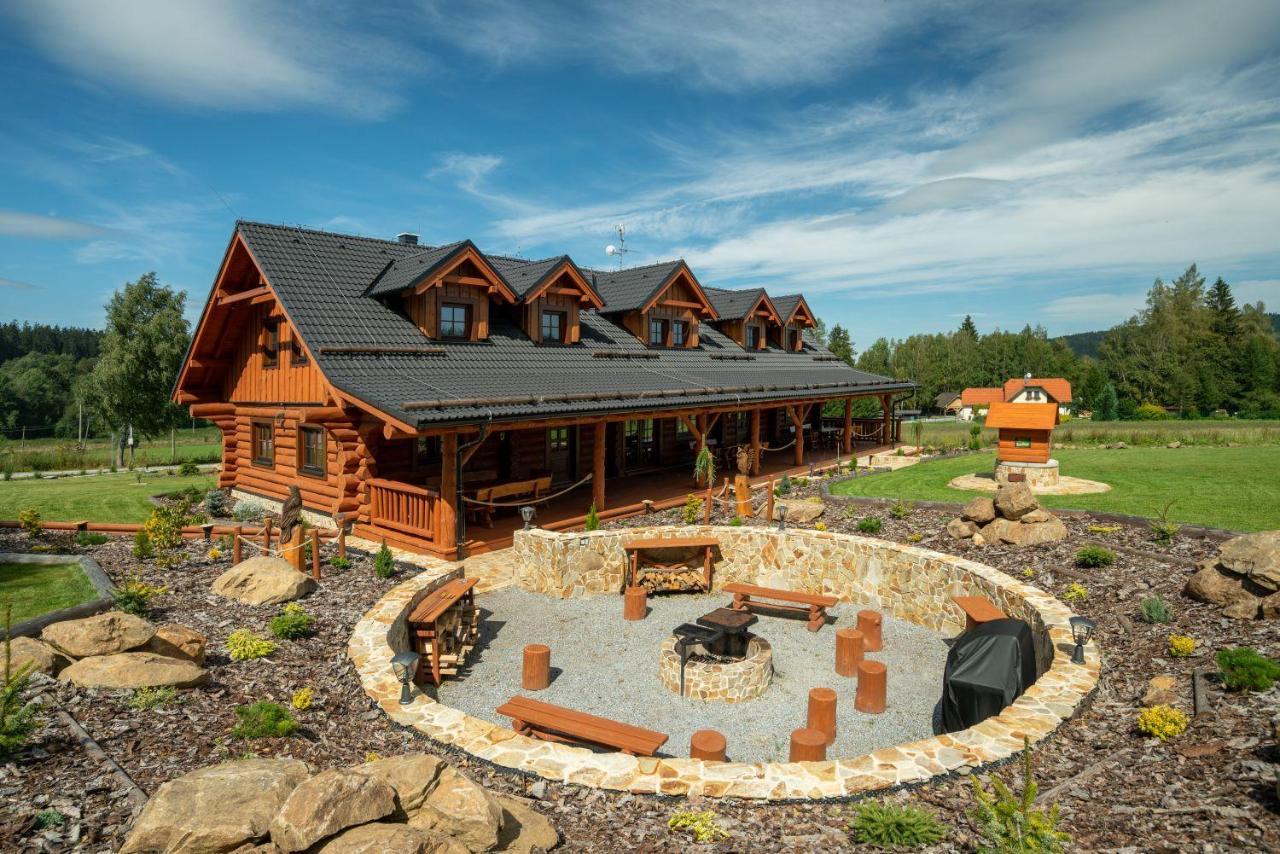 Apartmány Srub Výtoňka Lipno Přední Výtoň Exterior foto